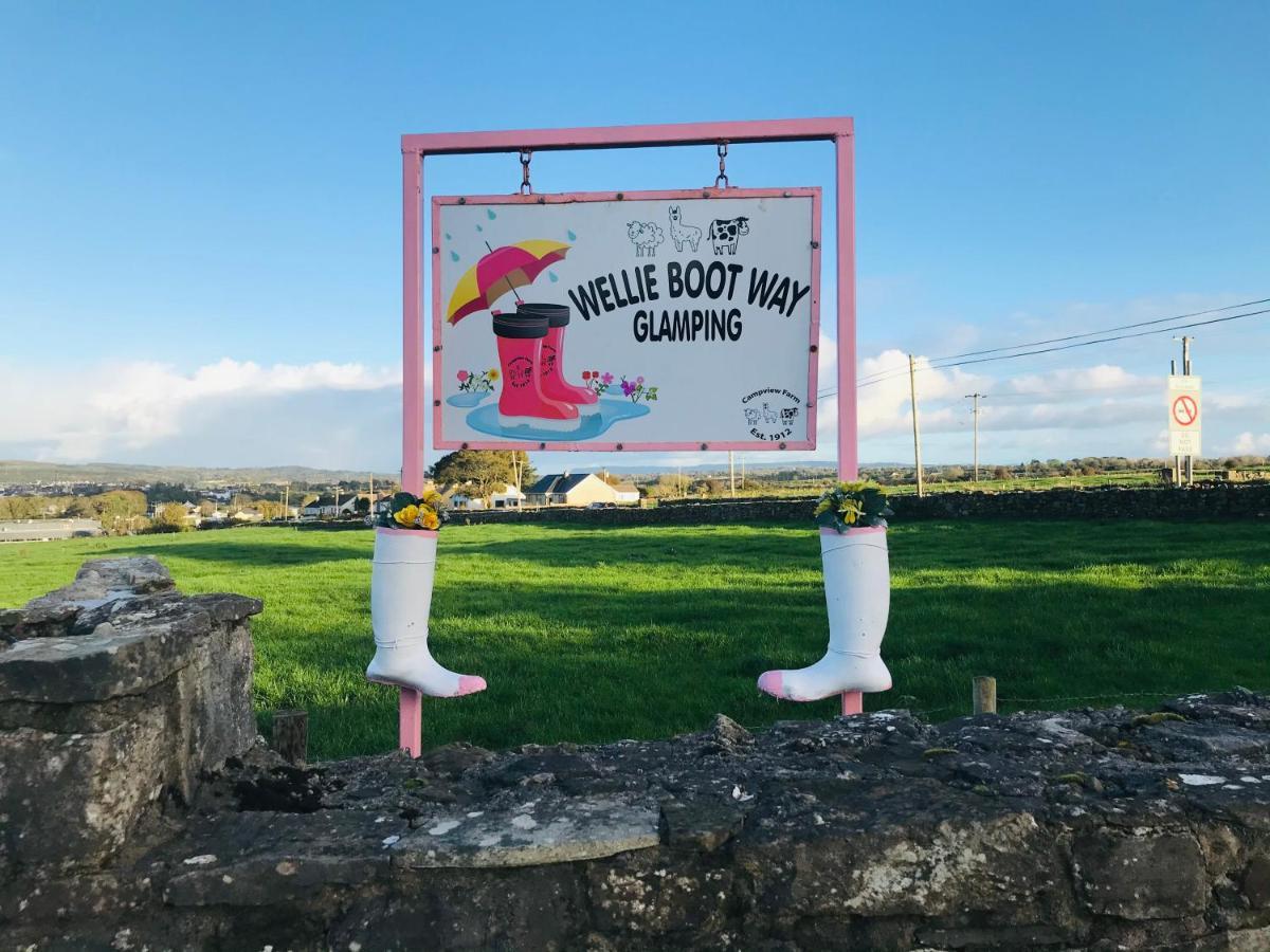 The Snuggly Sheep Shepherd Hut Farm Stay Ballyshannon Exteriér fotografie